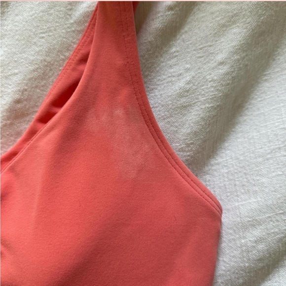 Lululemon Align Waist Length Tank in Raspberry Cream size 8 - Picture 4 of 5